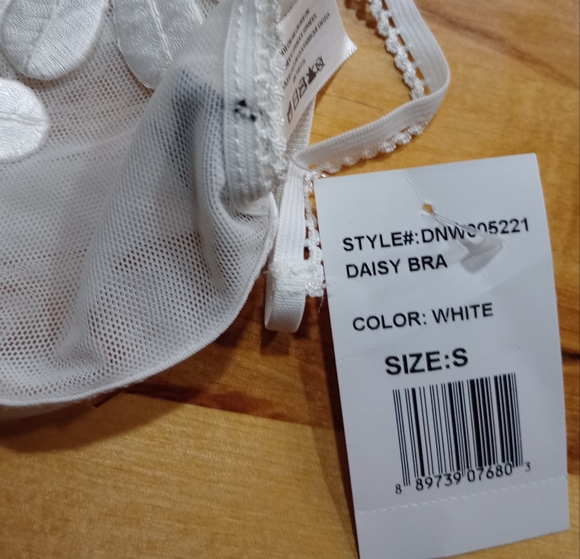 NWT DayDream Nation Daisy Bra in Small Color White - Picture 4 of 6